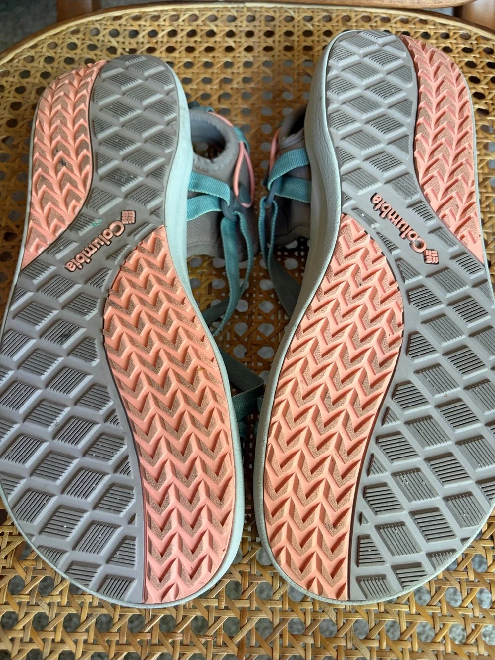 Columbia Women's Sandals Size 8 Fungi Apricot Fizz